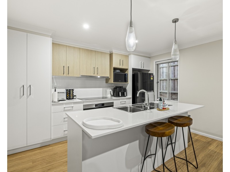 162 Tor Street, Rockville QLD 4350