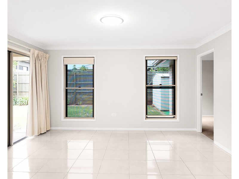 8 Eadie St, Kearneys Spring QLD 4350