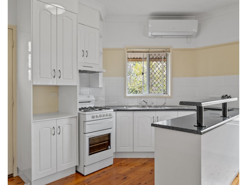 Unit 2/1A Dally Street, South Toowoomba QLD 4350