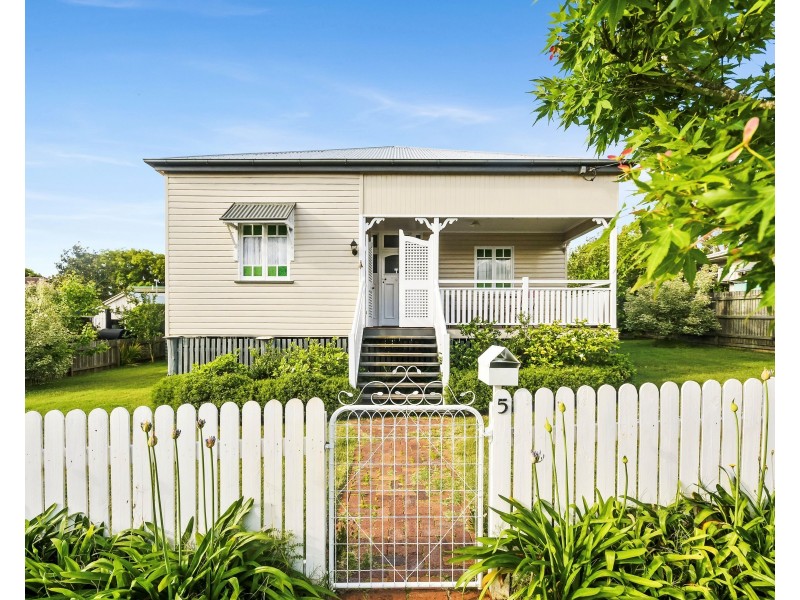5 Kent Street, East Toowoomba QLD 4350