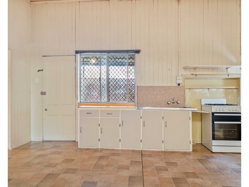 243A Bridge Street, Newtown QLD 4350