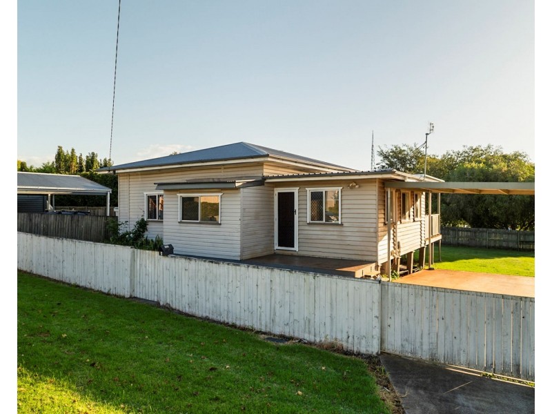 1 Milner Street, South Toowoomba QLD 4350