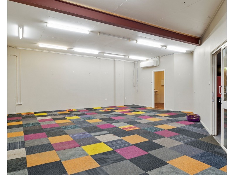 Shop 12/8 Hume Street, North Toowoomba QLD 4350