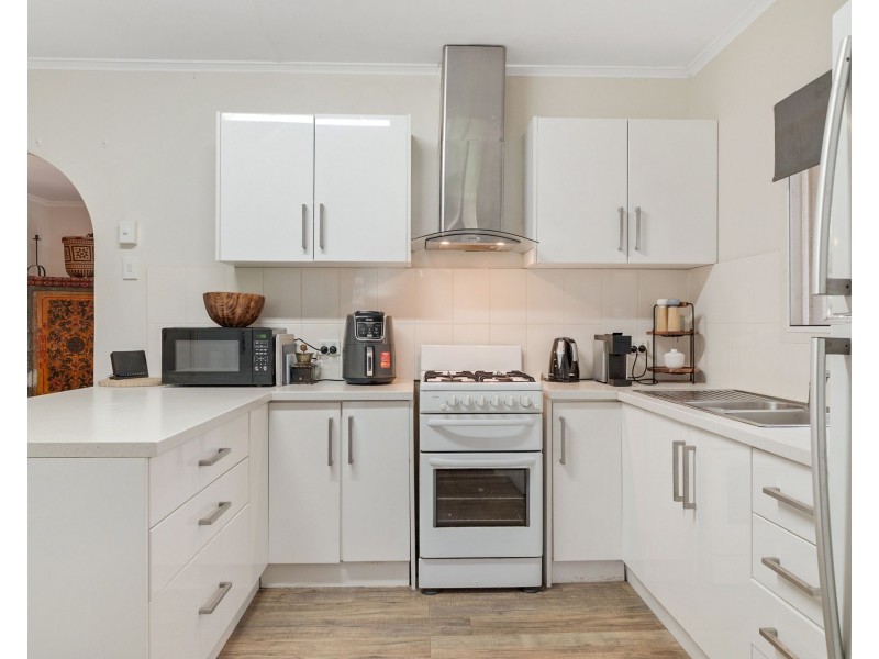 64 Dunne Street, Harristown QLD 4350