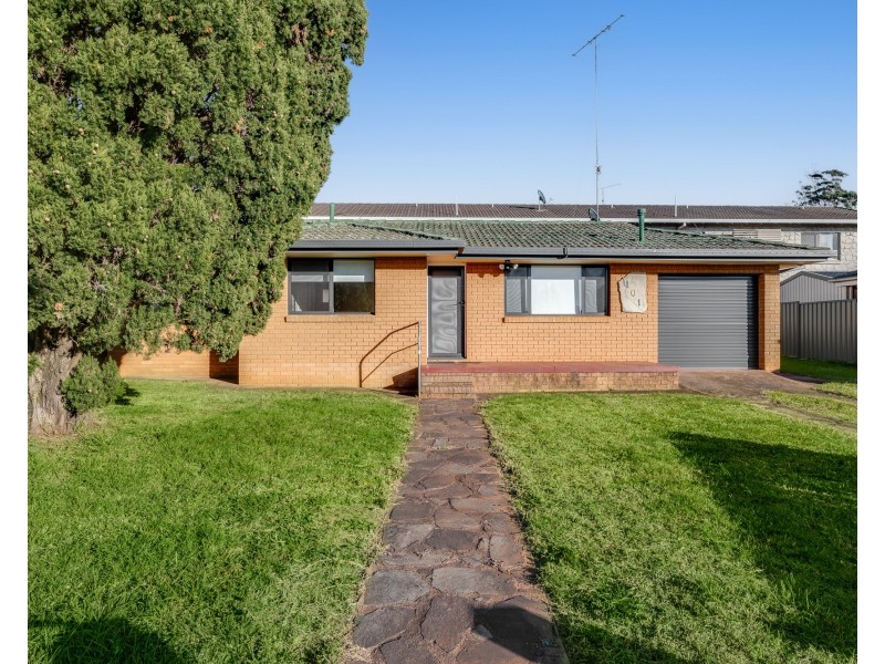 101 West Street, Newtown QLD 4350