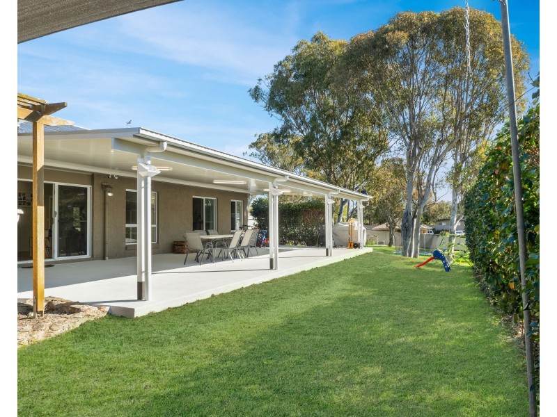 2 Fig Tree Place, Top Camp QLD 4350
