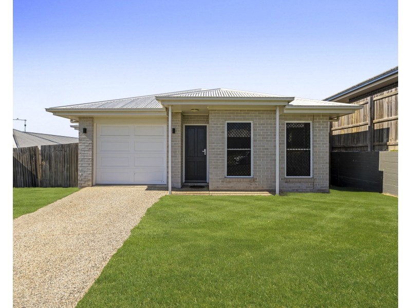 22 McInnes Crescent, Glenvale QLD 4350
