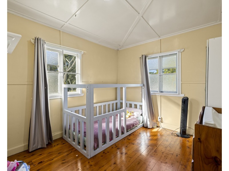 20 Jones Road, Withcott QLD 4352