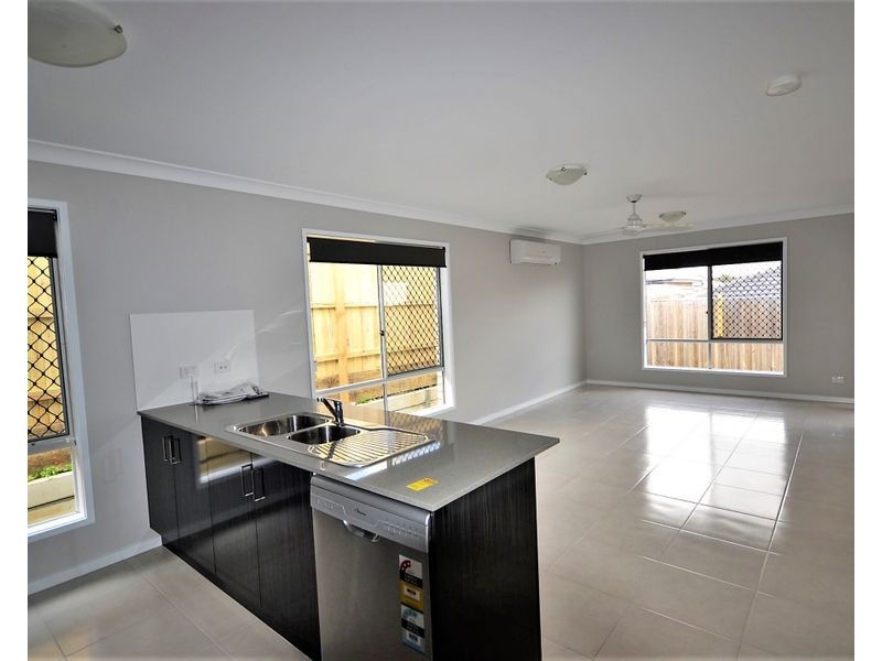 Unit 26A Cardamon Crescent, Glenvale QLD 4350