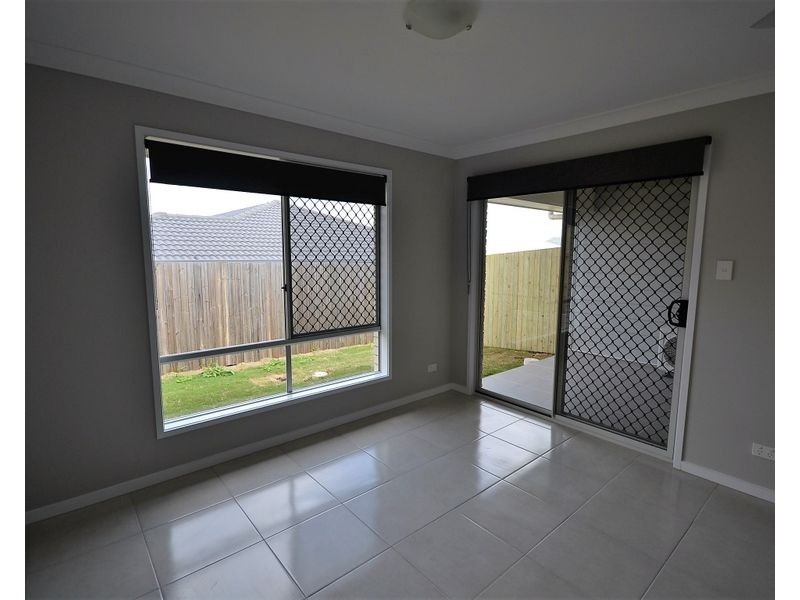 Unit 26A Cardamon Crescent, Glenvale QLD 4350