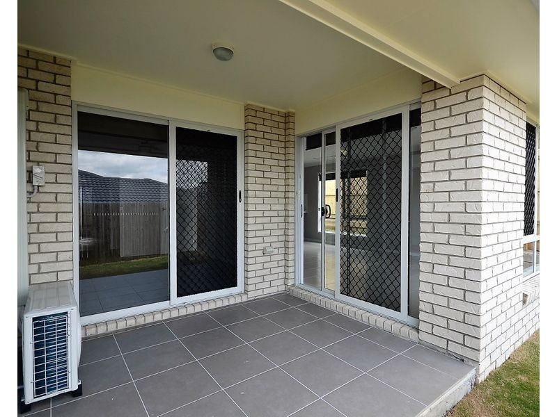 Unit 26A Cardamon Crescent, Glenvale QLD 4350