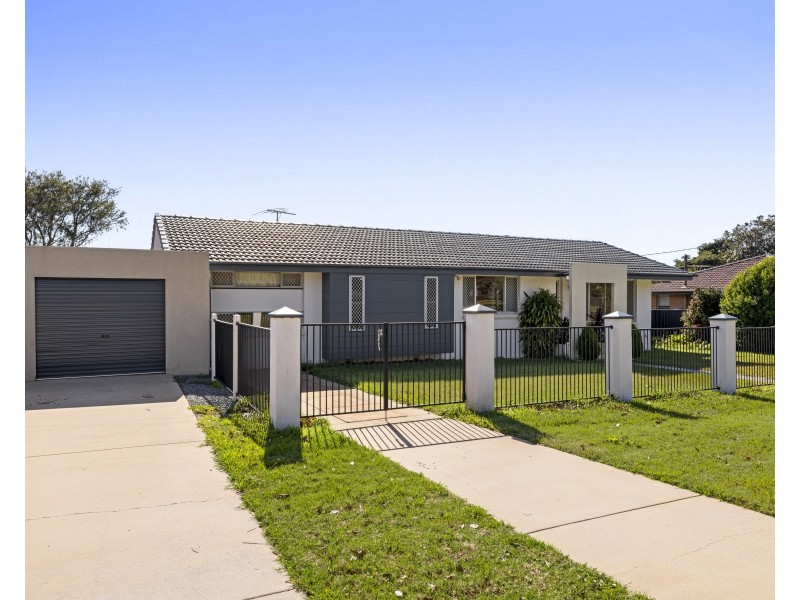 37 Croxley Street, Harristown QLD 4350