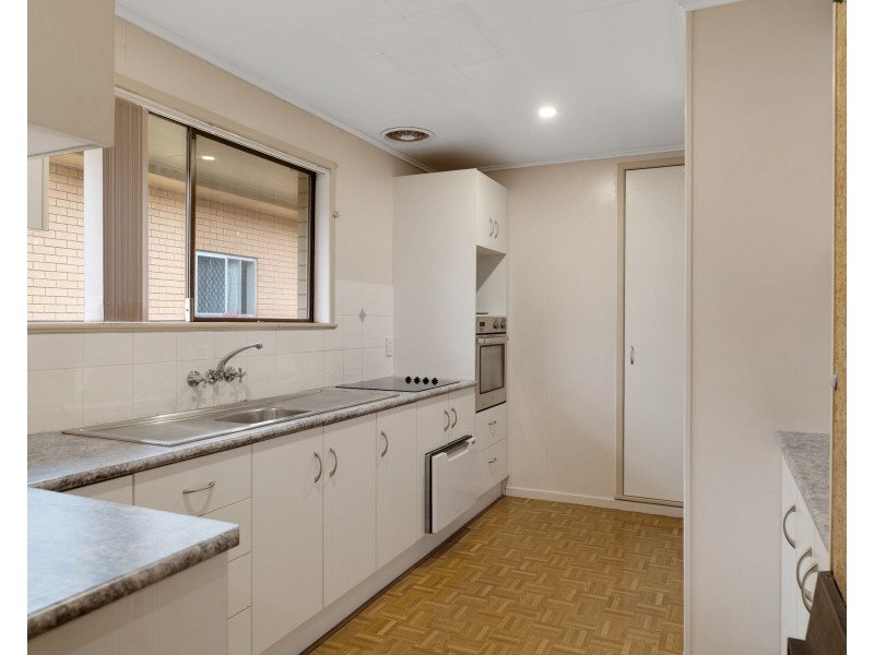 28 Sybyl Street, Harristown QLD 4350