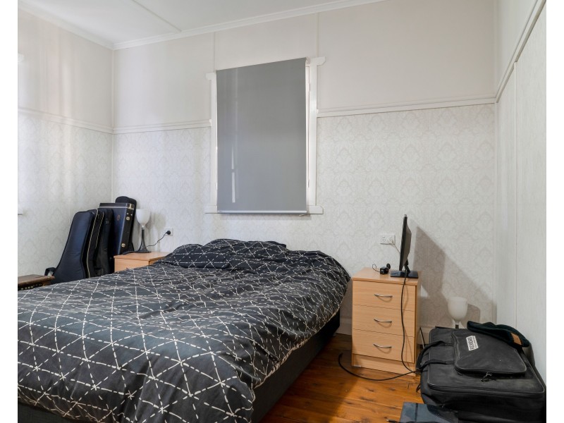 11A Trevethan Street, Mount Lofty QLD 4350