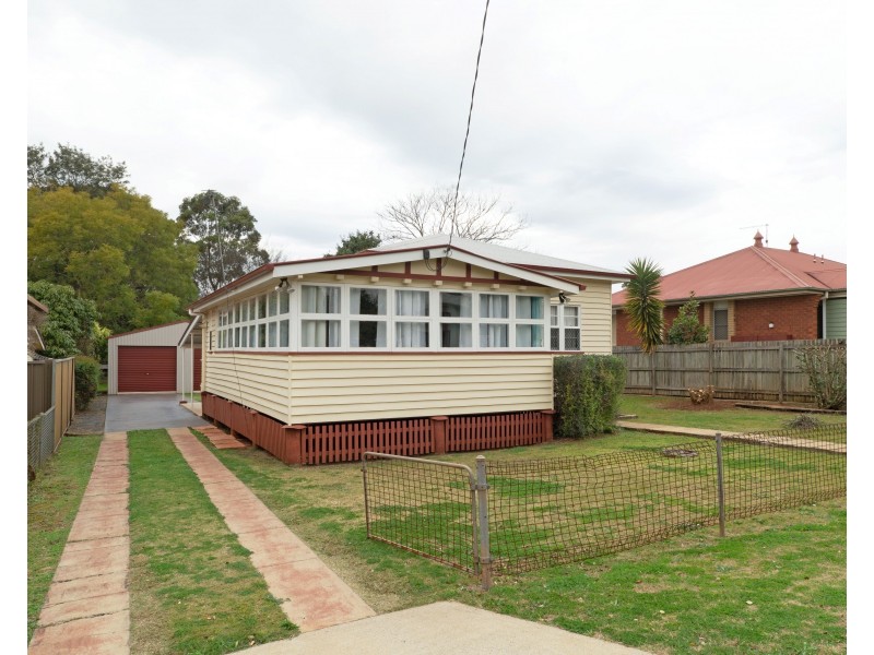 16 Ethel Street, Newtown QLD 4350