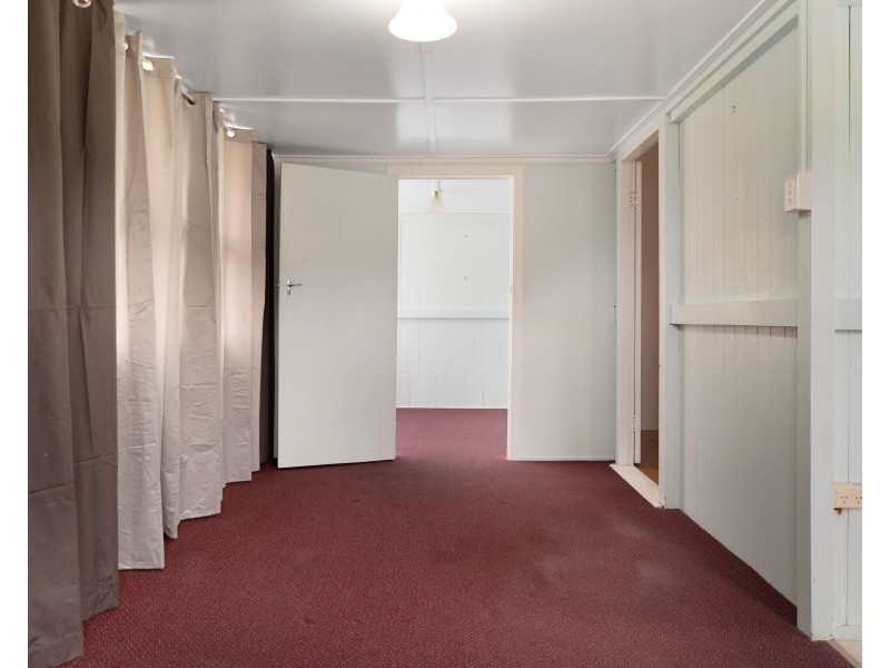 16 Ethel Street, Newtown QLD 4350