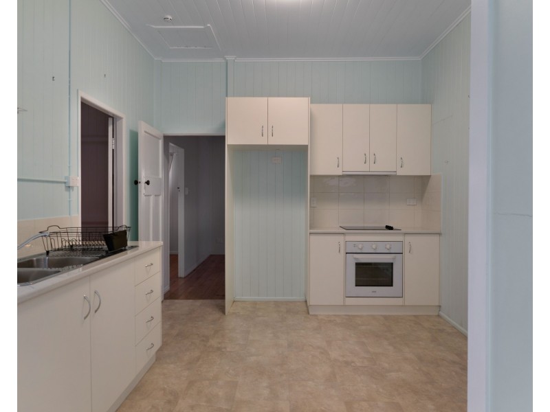 16 Ethel Street, Newtown QLD 4350