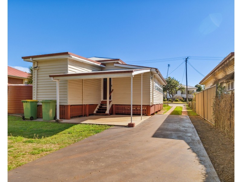 16 Ethel Street, Newtown QLD 4350