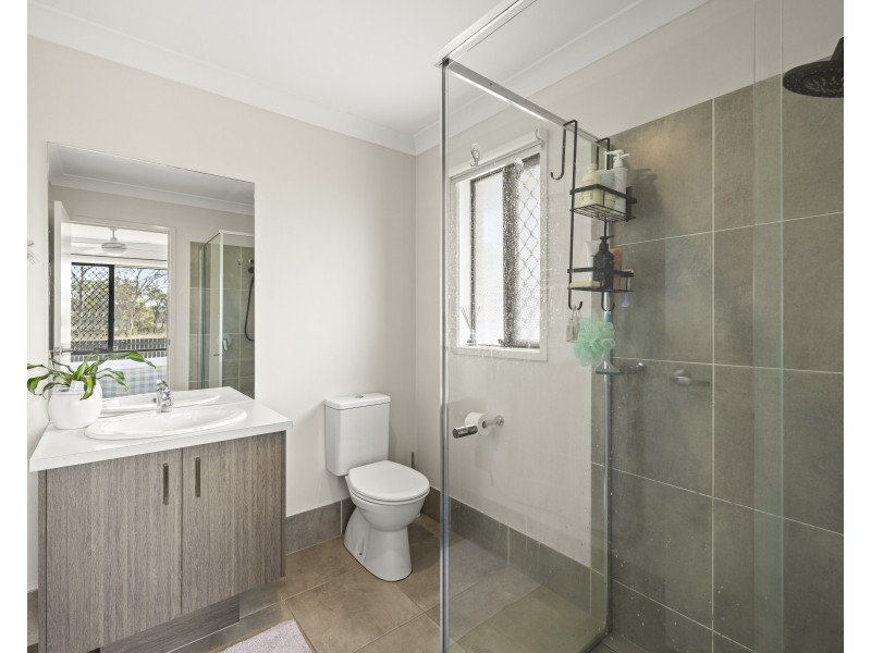 6 Jodie Louise Avenue, Cotswold Hills QLD 4350