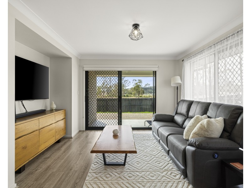 6 Jodie Louise Avenue, Cotswold Hills QLD 4350