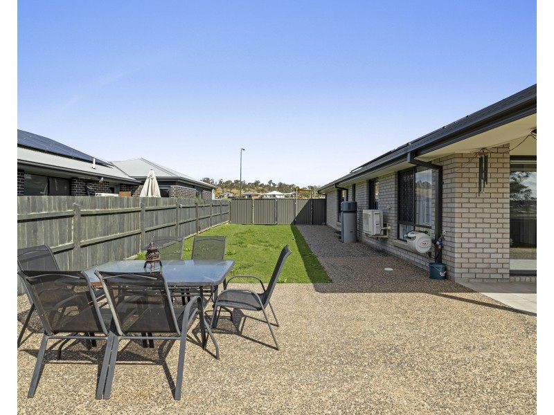 6 Jodie Louise Avenue, Cotswold Hills QLD 4350