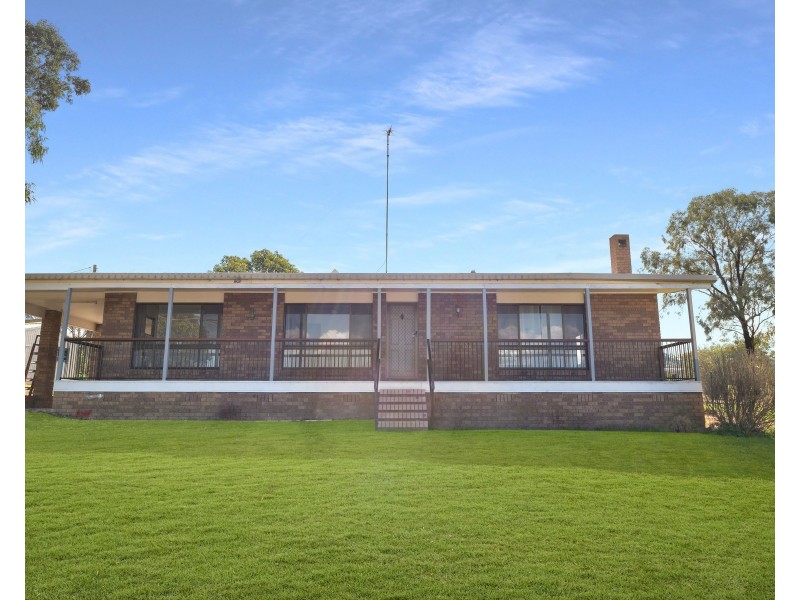 69 Berry Road, Vale View QLD 4352