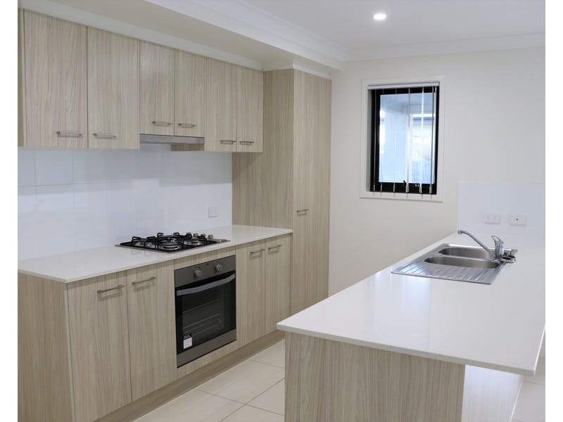 32 Tarcoola Street, Wyreema QLD 4352