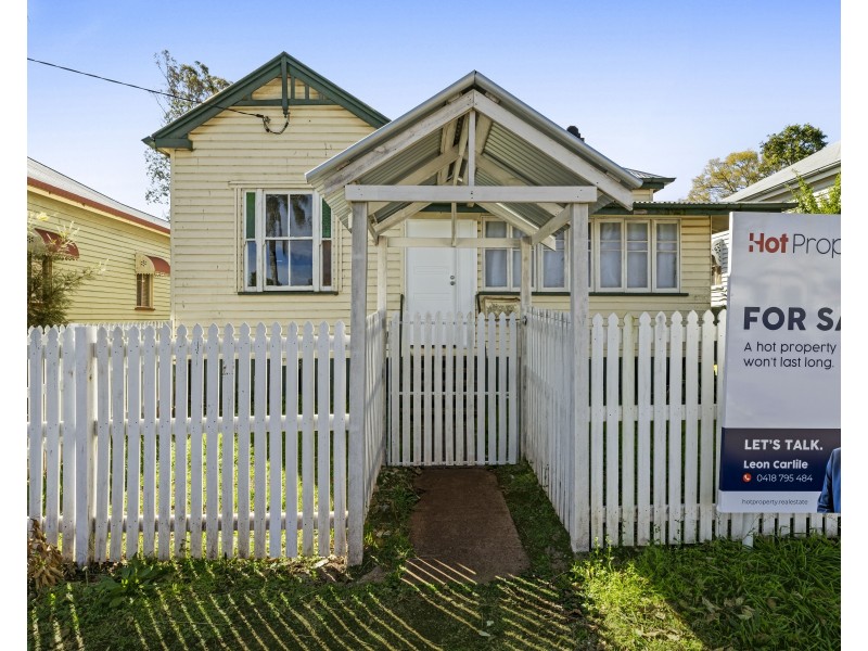 71 Alford Street, Mount Lofty QLD 4350