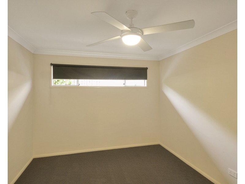 3 Peony Lane, Glenvale QLD 4350