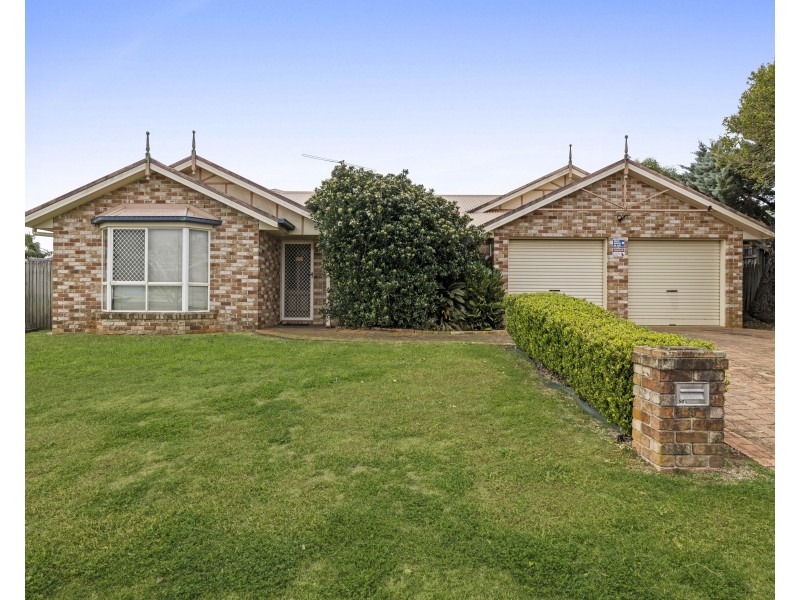 9 Stoneyhurst Court, Glenvale QLD 4350