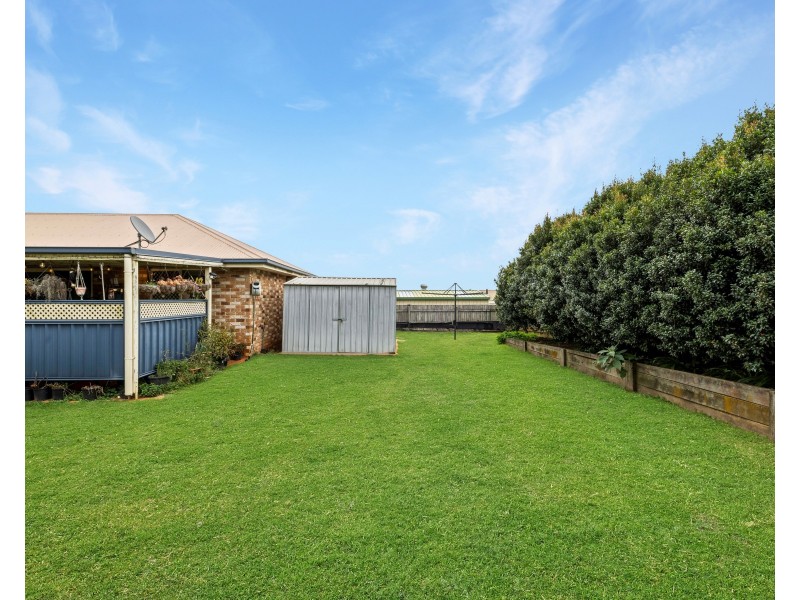 9 Stoneyhurst Court, Glenvale QLD 4350
