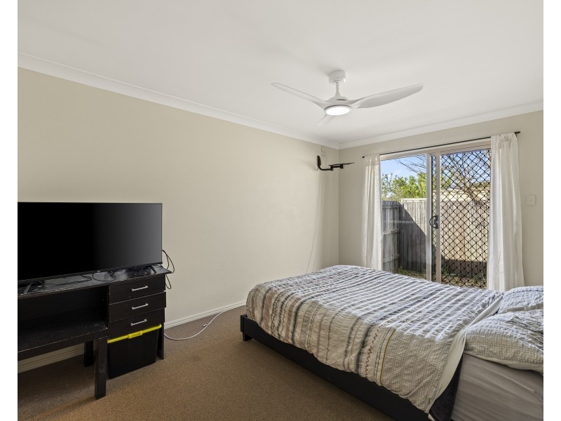 2/402 Alderley Street, Kearneys Spring QLD 4350