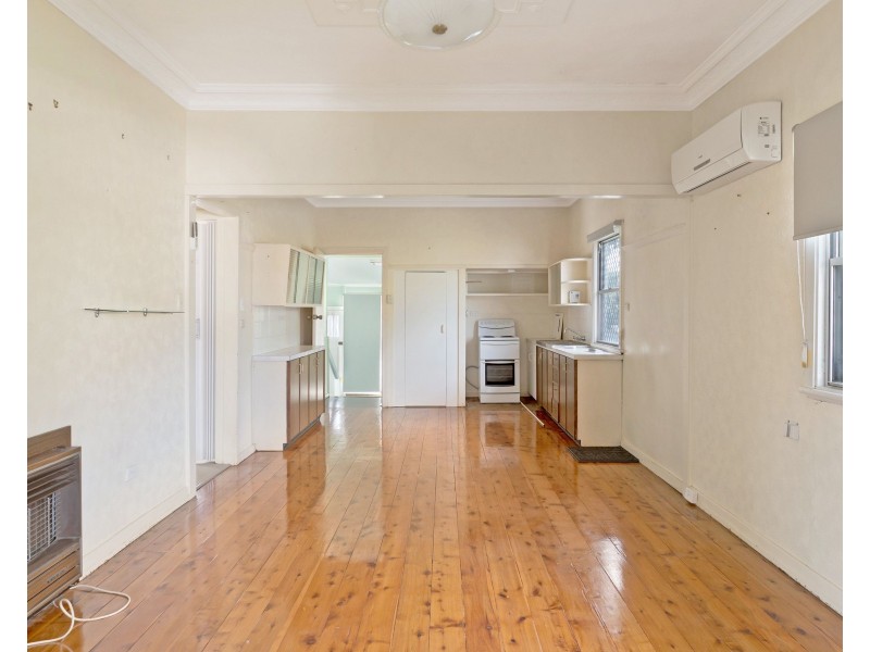 17 Tomkys Street, Rockville QLD 4350