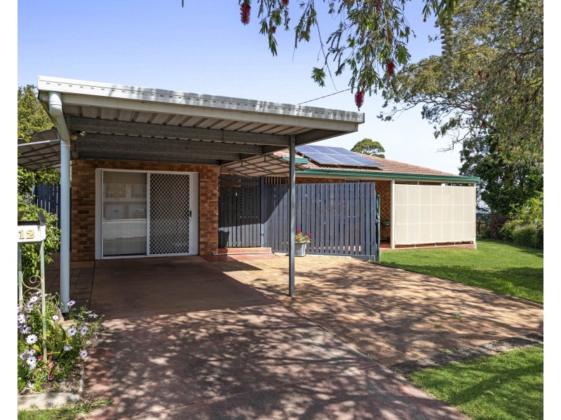 12 Lyndhurst Court, Newtown QLD 4350