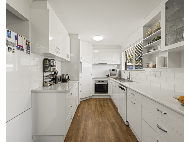 12 Lyndhurst Court, Newtown QLD 4350