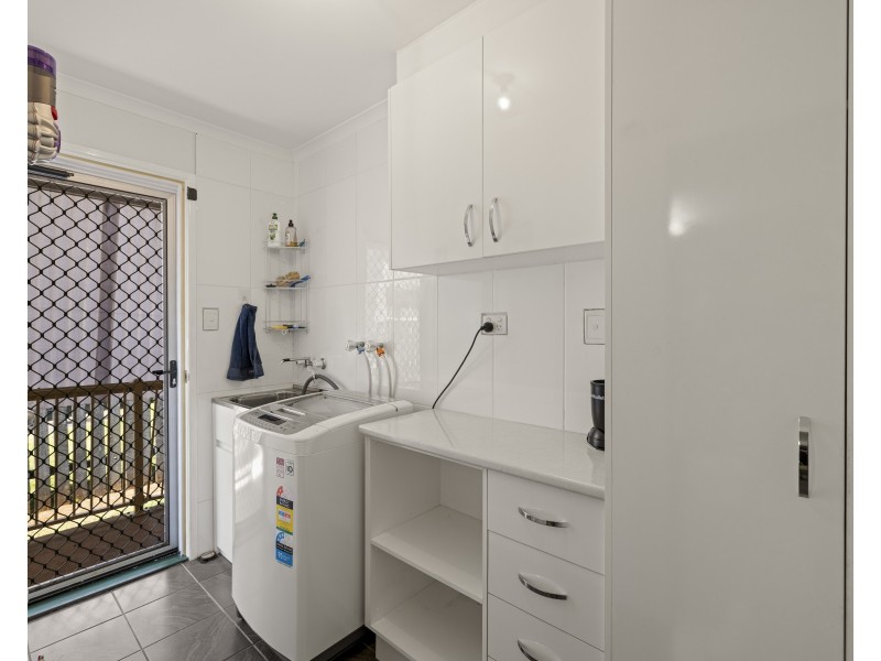 12 Lyndhurst Court, Newtown QLD 4350