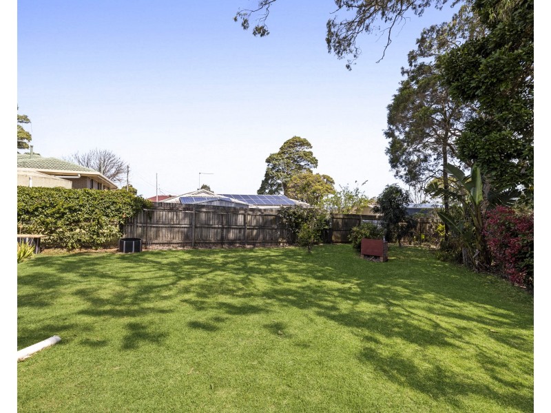 12 Lyndhurst Court, Newtown QLD 4350