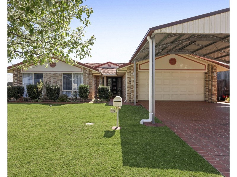 19 Rosella St, Rangeville QLD 4350