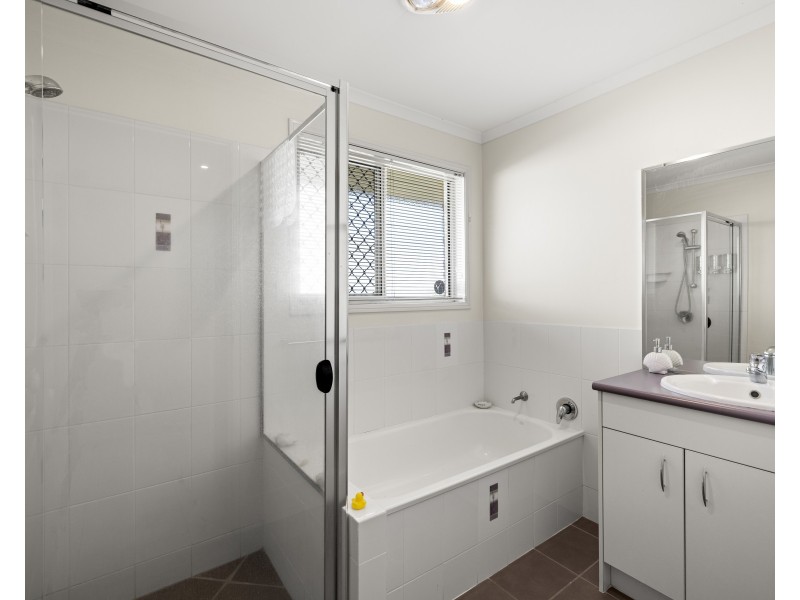 19 Rosella St, Rangeville QLD 4350