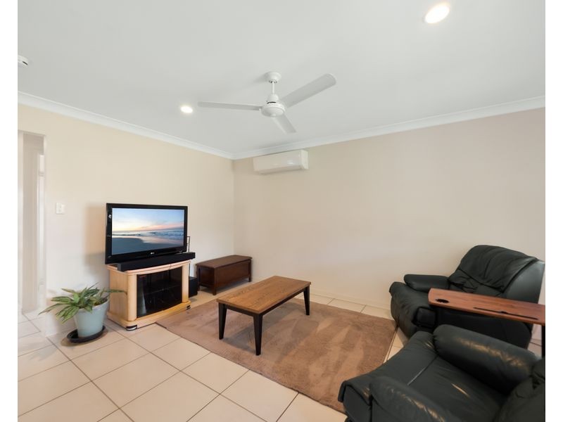 4 Weetwood Street, Newtown QLD 4350