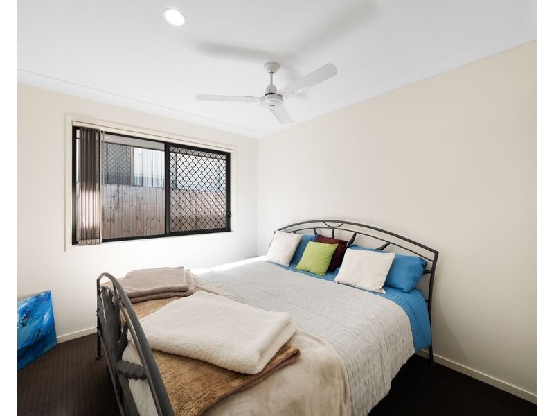 4 Weetwood Street, Newtown QLD 4350