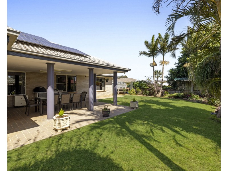 373 Mackenzie Street, Middle Ridge QLD 4350