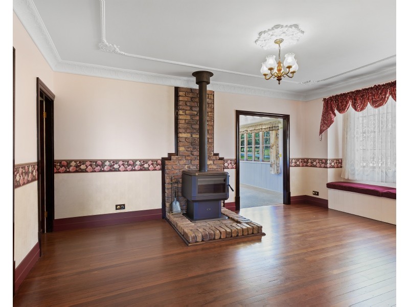 2 Valley View Drive, Meringandan West QLD 4352