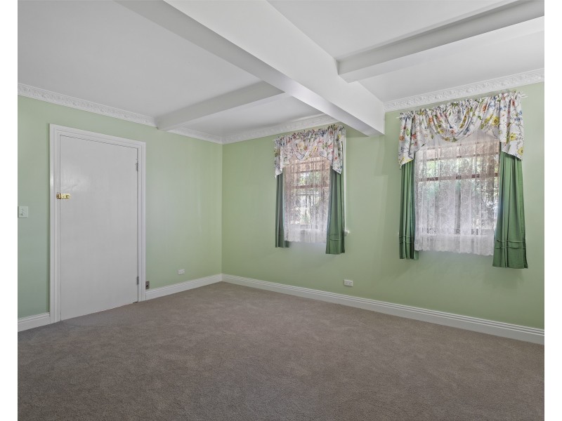 2 Valley View Drive, Meringandan West QLD 4352