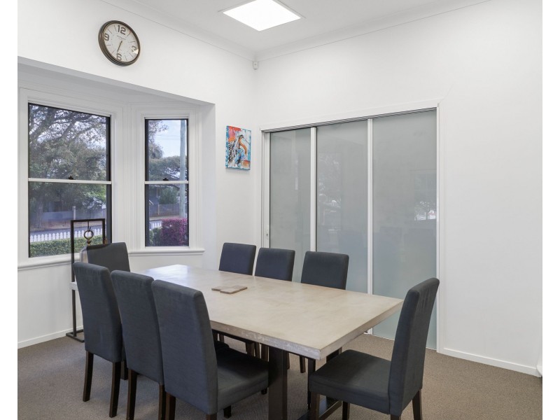 Suite 1 /189 Herries Street, Toowoomba City QLD 4350