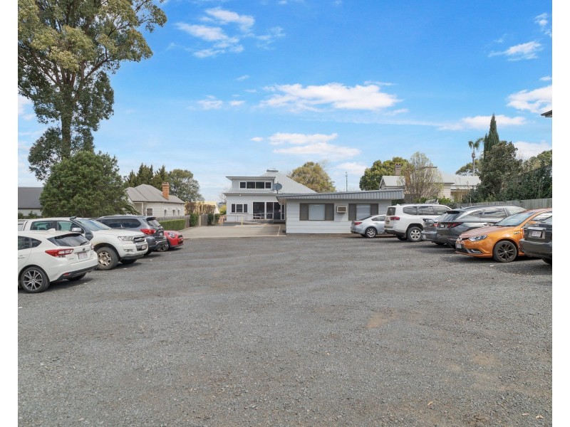 Suite 1 /189 Herries Street, Toowoomba City QLD 4350