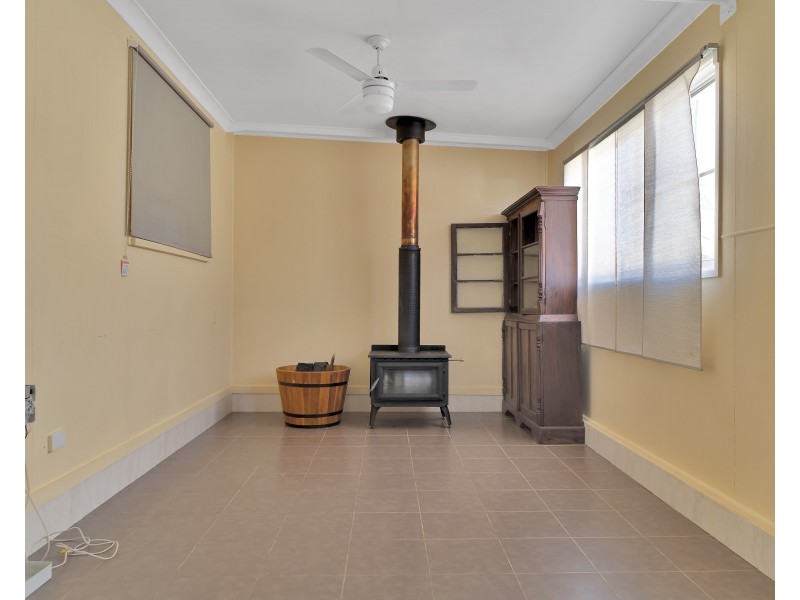 280 Alderley Street, Centenary Heights QLD 4350