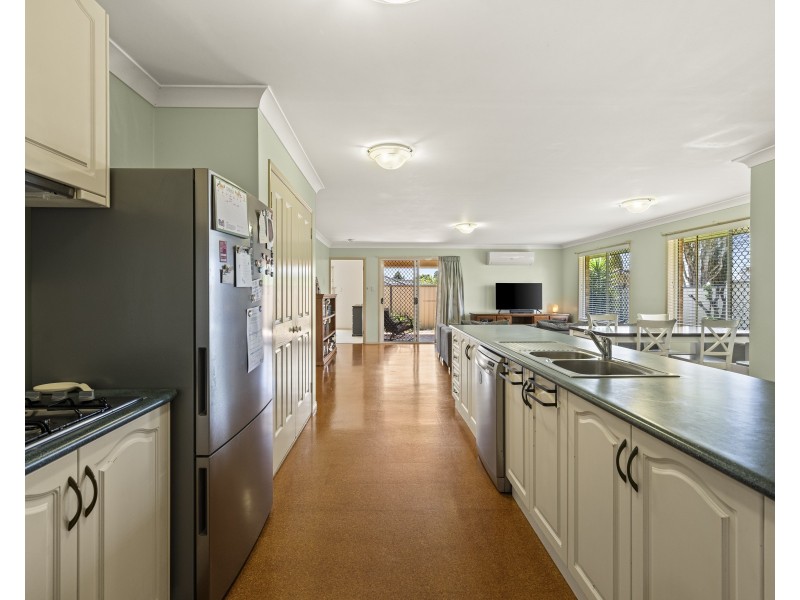 5 Maggie Court, Middle Ridge QLD 4350