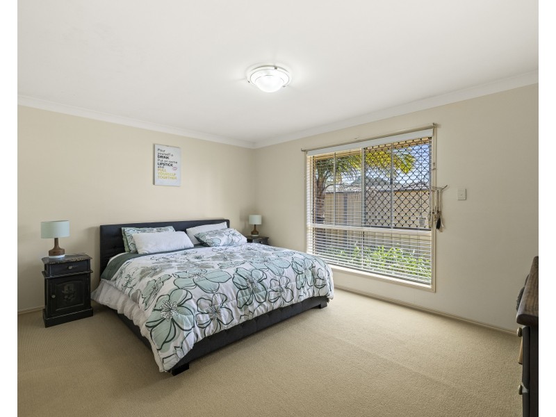 5 Maggie Court, Middle Ridge QLD 4350