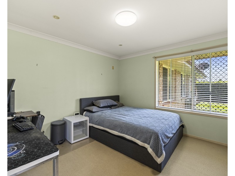 5 Maggie Court, Middle Ridge QLD 4350